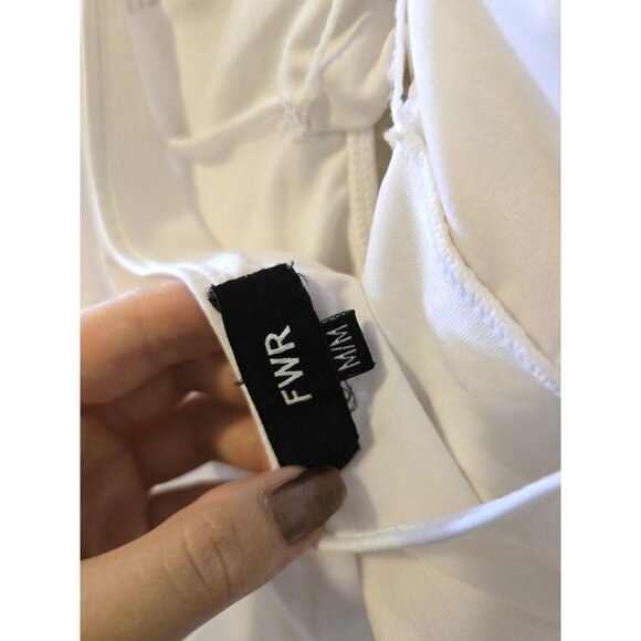 Vintage Y2K White Halter Top Cut Out V Neck Keyhole Cute Going Out Beach Sz M - Picture 8 of 8